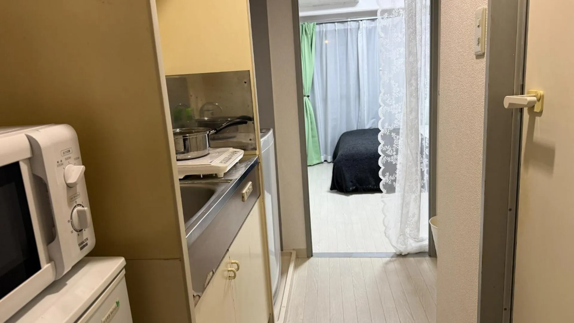 Town Court Hosoda 301 - Vacation Stay 53536V Tōkyō 0*,  Japon